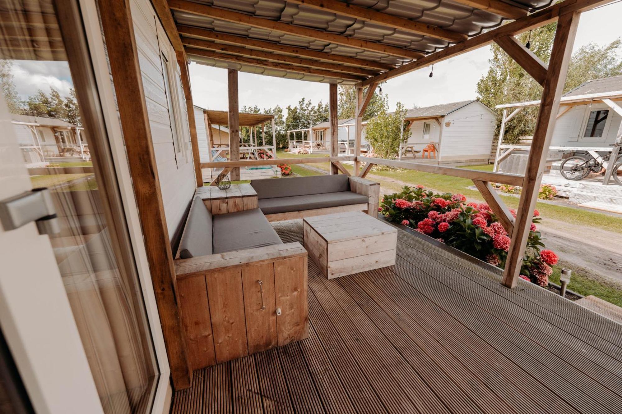 Chalet Tulpenweide - Recreatie Breezand Extérieur photo